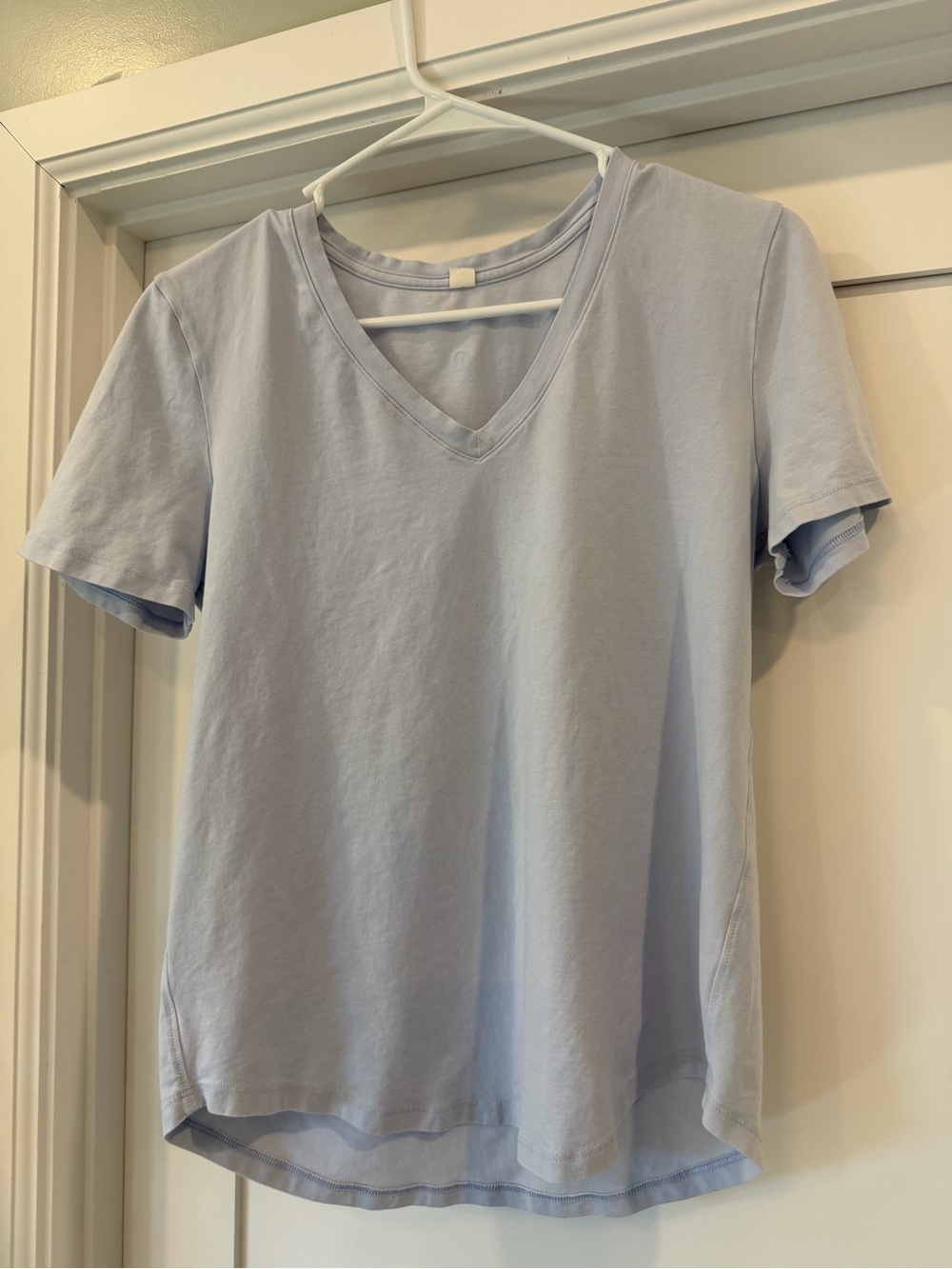 lululemon Love V Neck T shirt Light Blue Size 6